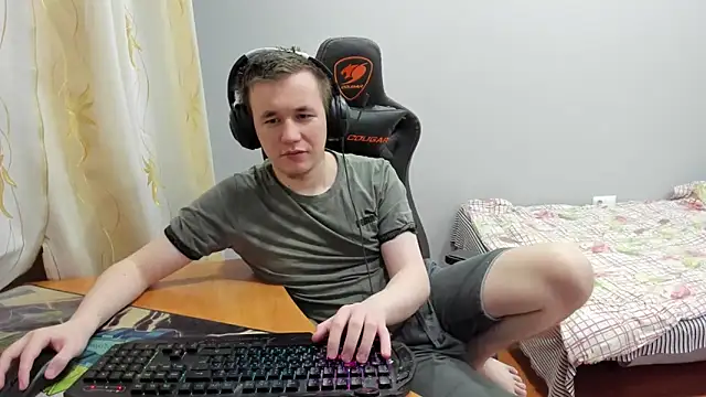 iliaskrislove live sex cam