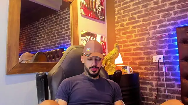 VinzenzRizzo's cam snapshot