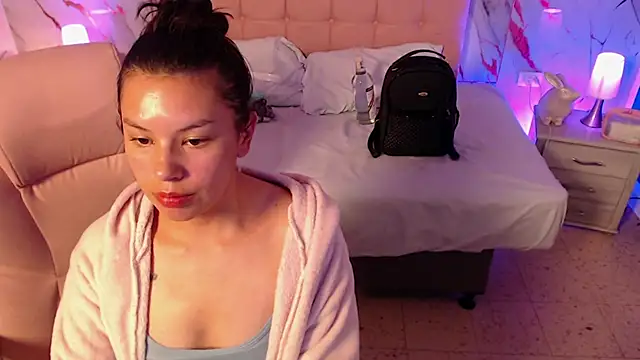 Cherryy_summer live sex cam