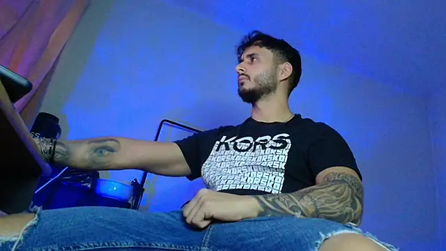 XanderCage99's web cam