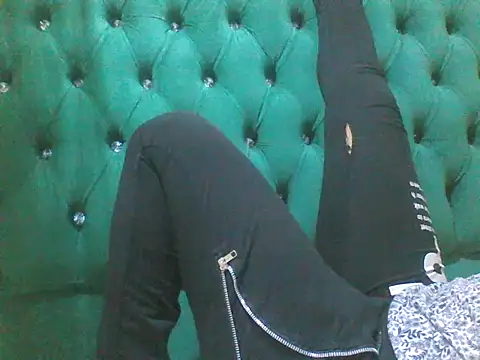 Sexy_Riri's cam snapshot