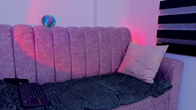 _scarletmoore live sex cam