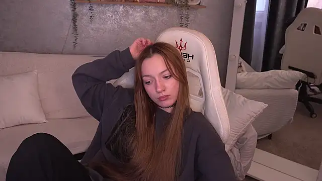 FoxyMayy's cam snapshot