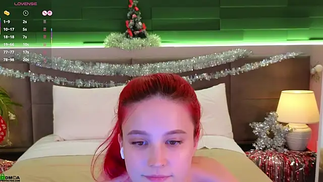 Rina_Red live sex cam