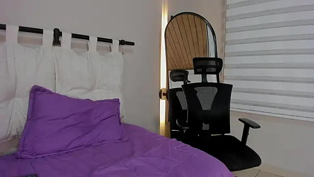 Rachell_criss's cam snapshot