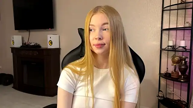 RaguelNicksons's cam snapshot