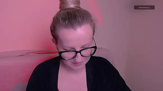 AllaLeomz's cam snapshot