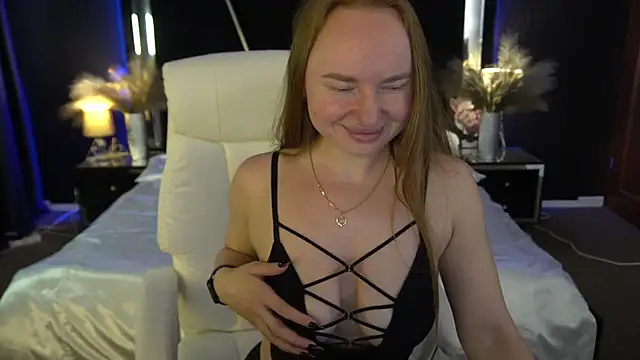 MiaRedFox's cam snapshot