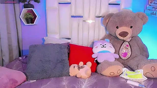 Aileen_18 live sex cam