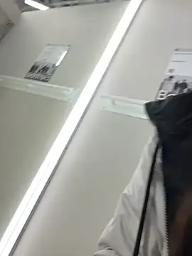 ZaraHill live sex cam