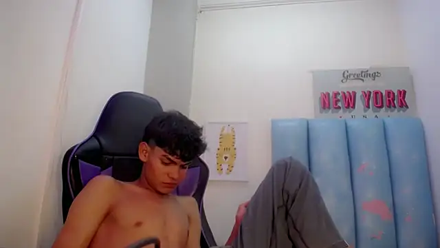 Lil_babyyy_ live sex cam
