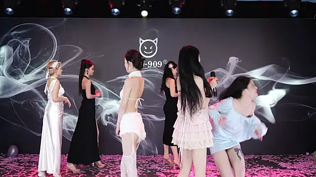 LU-909's cam snapshot