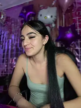 Valeriaa__001's cam snapshot