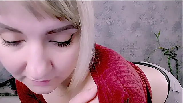 Djullia's cam snapshot