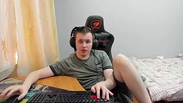 iliaskrislove live sex cam