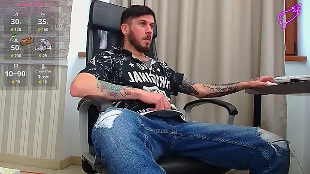 JonahShaw's cam snapshot