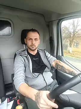 papichulo0099's cam snapshot