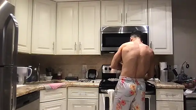 BigGuyMuscle live sex cam