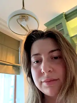 curvyflawless live sex cam