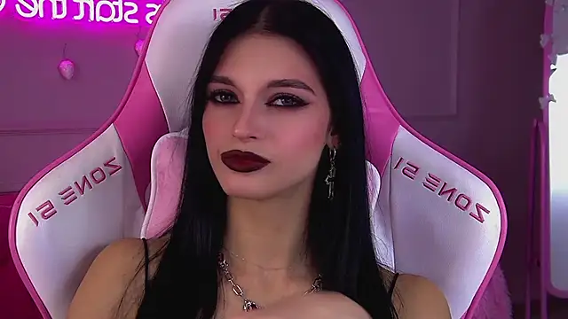 BeverlyMost's cam snapshot