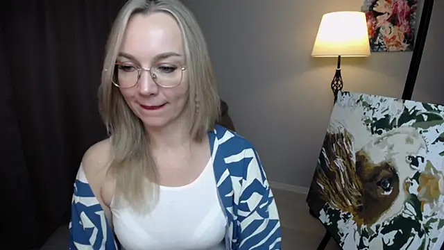 Ava_Elior's cam snapshot