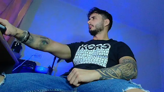 XanderCage99's cam snapshot