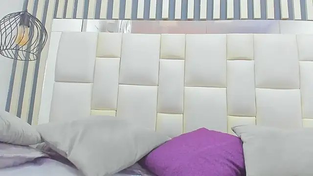 camila__herrera's cam snapshot