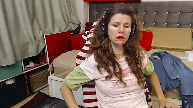 kellyterapy's cam snapshot