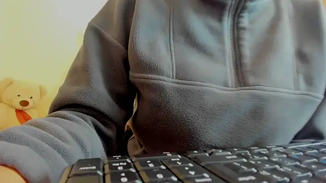 Tianiaa's cam snapshot