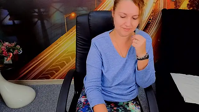 EmmaxPark's cam snapshot