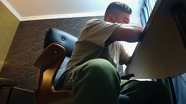 JoshKnights's cam snapshot