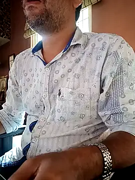 daddy_lip's cam snapshot