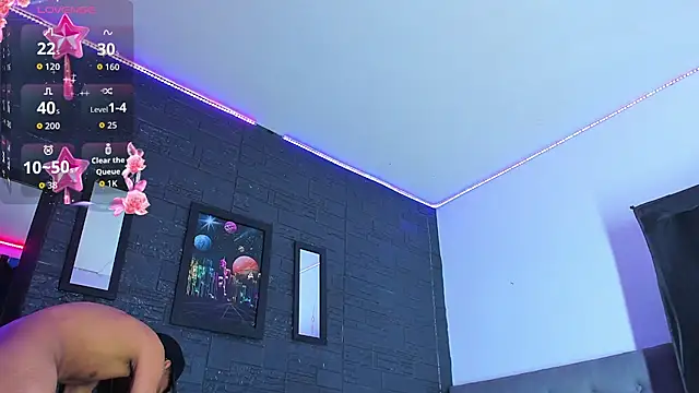 Romancartier_1's cam snapshot