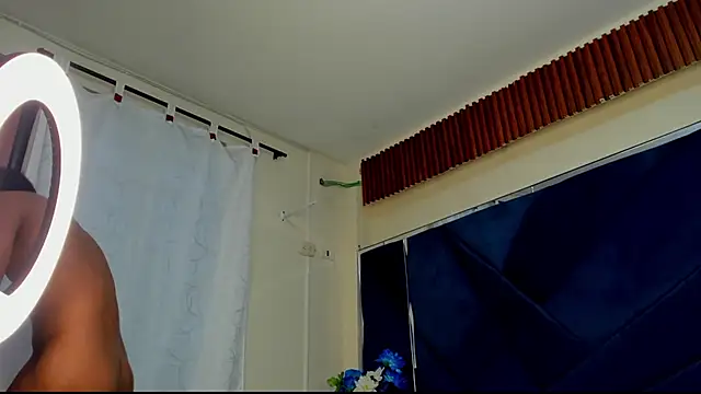 Emiliano_Reyes's cam snapshot