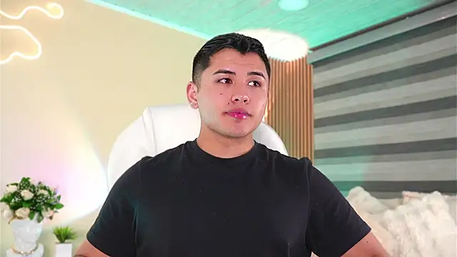 MatiasKorn live sex cam