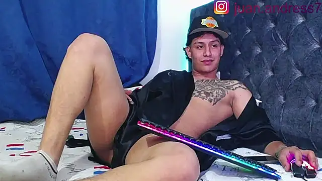 Stone_grey1_'s cam snapshot