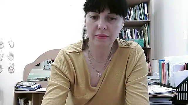 Viknika live sex cam