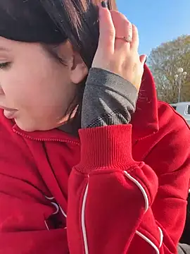 KikiWatson live sex cam