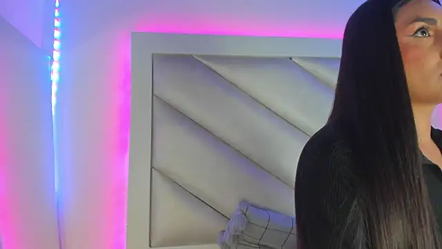 Andreacam_js live sex cam