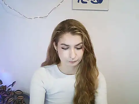 NinaBlond1 live sex cam