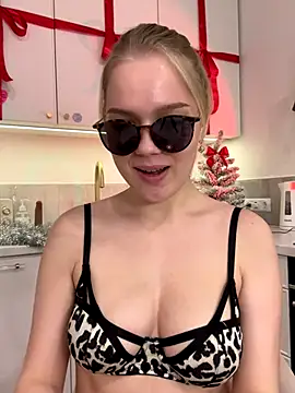 Little_Forest_ELF's cam snapshot