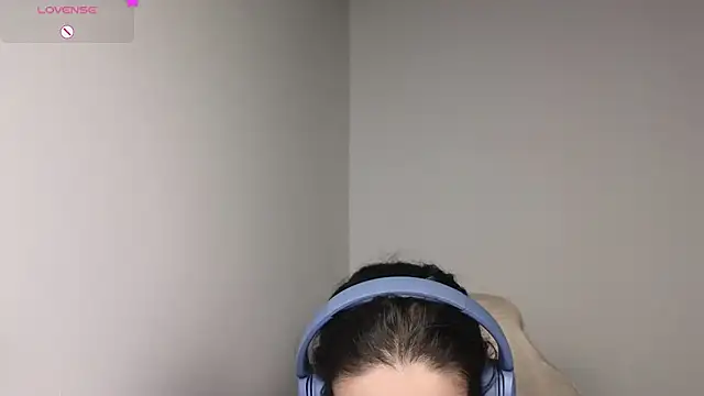 blue__moon_'s cam snapshot