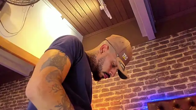 VinzenzRizzo's cam snapshot