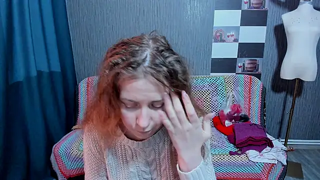 pa1e_pr1ncess's cam snapshot