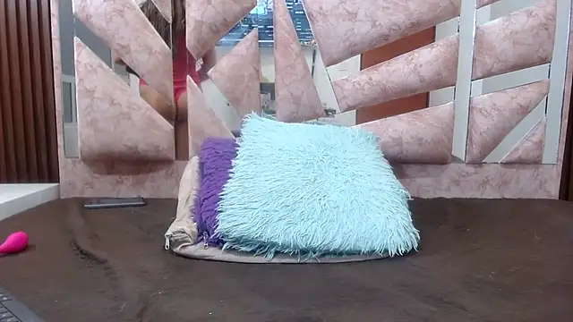 stephanie_ross's cam snapshot