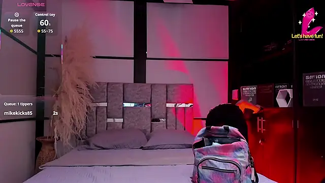 SamaraAnders_'s cam snapshot