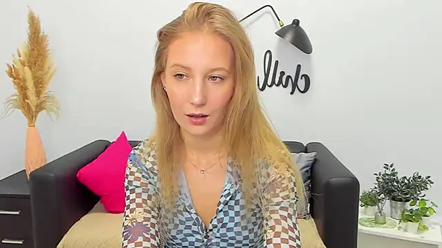 LolaWilsons's cam snapshot