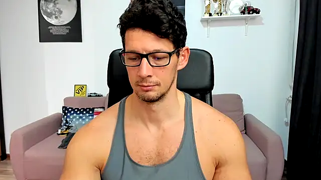 BrutusK08 live sex cam