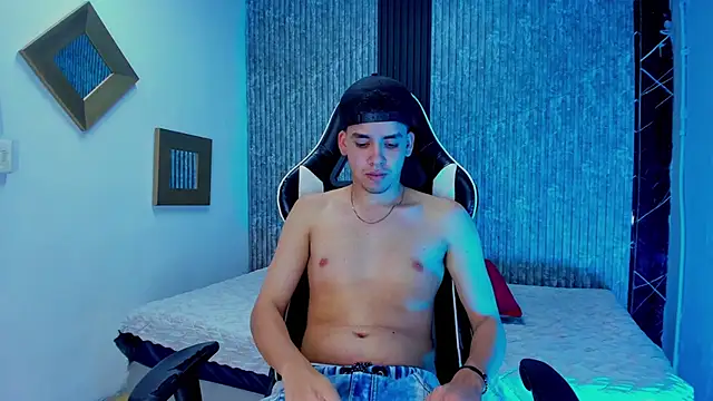 Mike_0233_ live sex cam