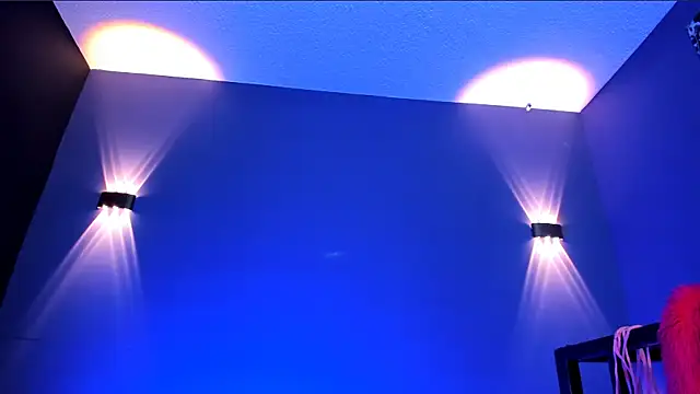 Santa_Cooper_'s cam snapshot